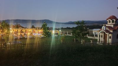 Басейн 8